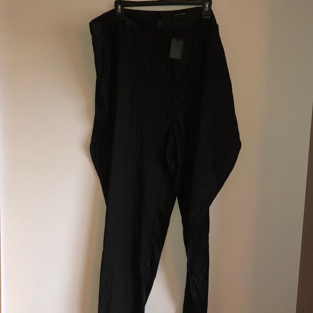 Nwot Universal standard black slacks